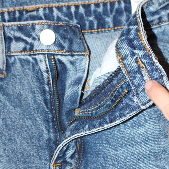 Shein, distressed high waisted jeans  XSmall - Picture 2 of 9